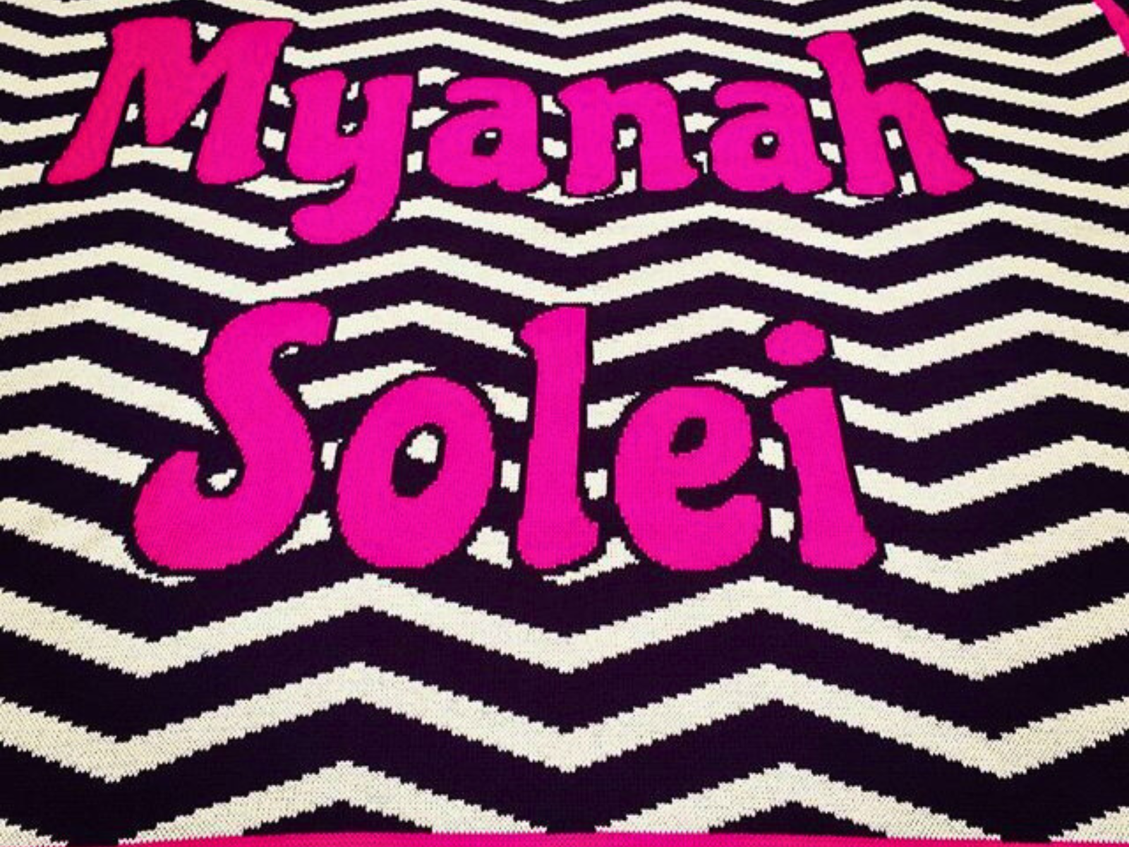 Logoknits_4